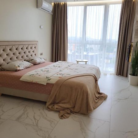 Prestige-Gold Appartement Rivne Buitenkant foto